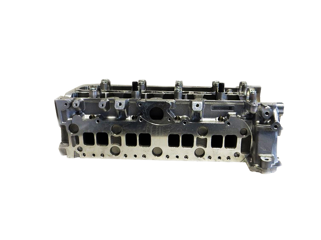 Zylinderkopf für Mercedes Benz OM651 CDi A6510101120 mit Ventilen