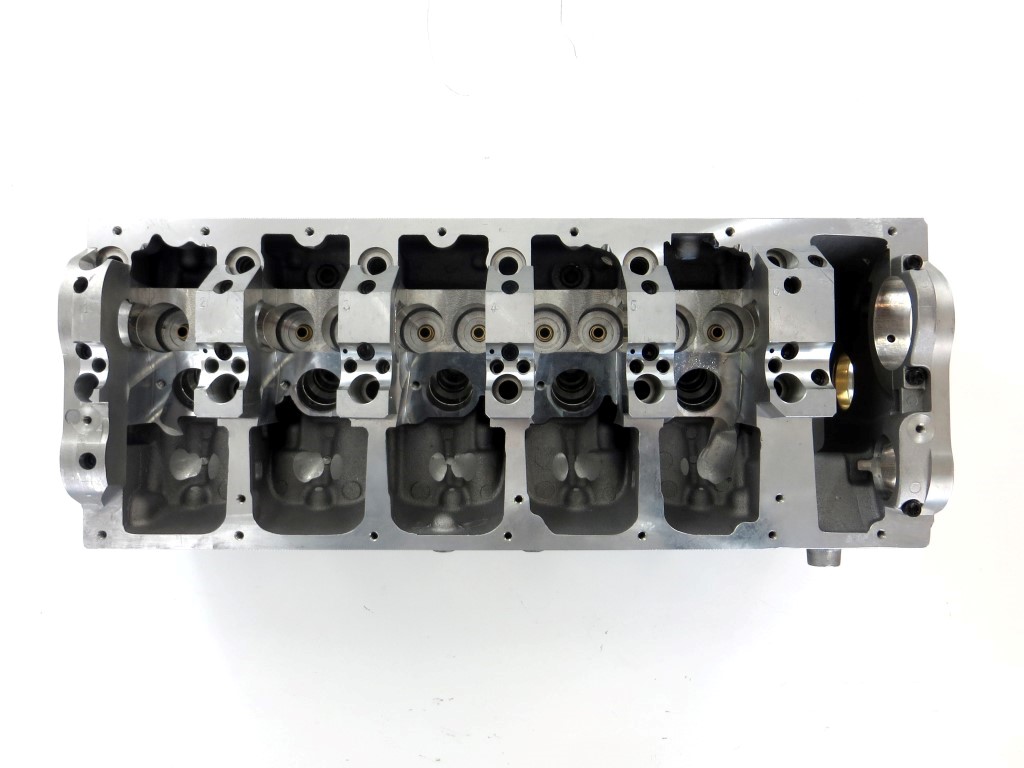 Zylinderkopf für T5 Touareg 2,5 TDi AXE AXD BLJ BNZ BPC BAC BPE BPD